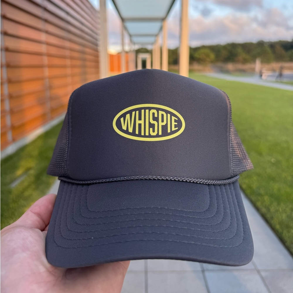 WHISPIE Trucker Hat